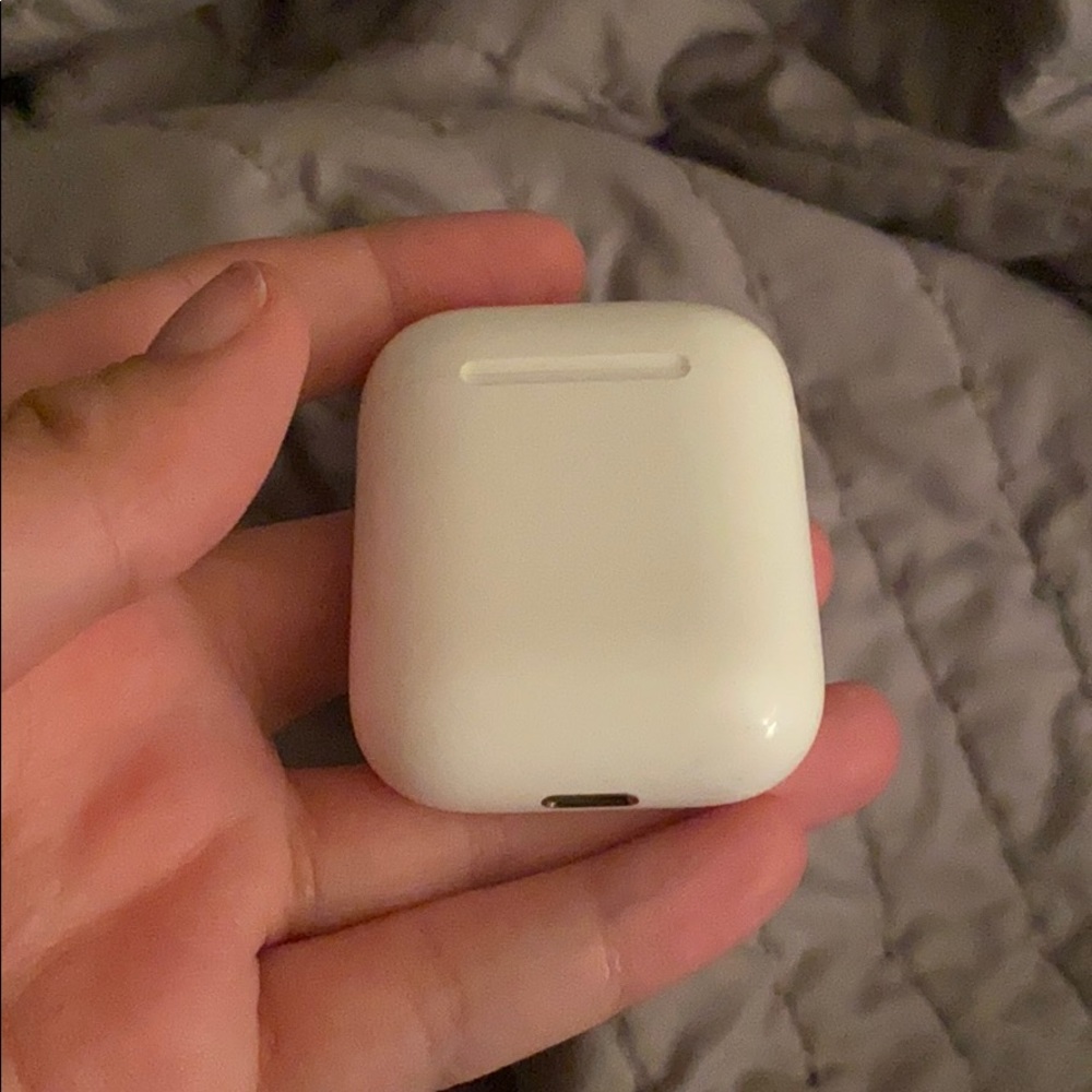 Apple AirPods